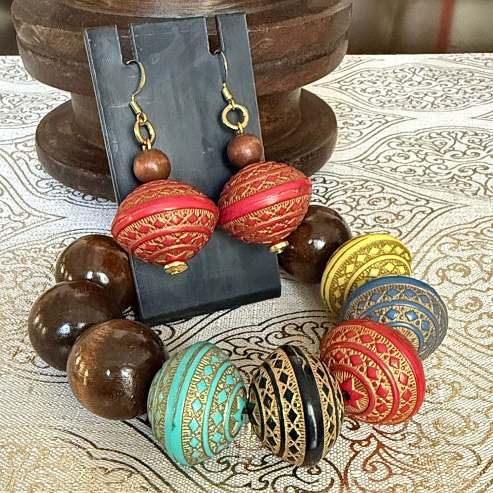 Multicolor Beaded Jewelry Set